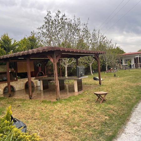 Ευχάριστο Εξοχικό Σπίτι Με Barbeque Apartman Szkála Fúrkasz Kültér fotó