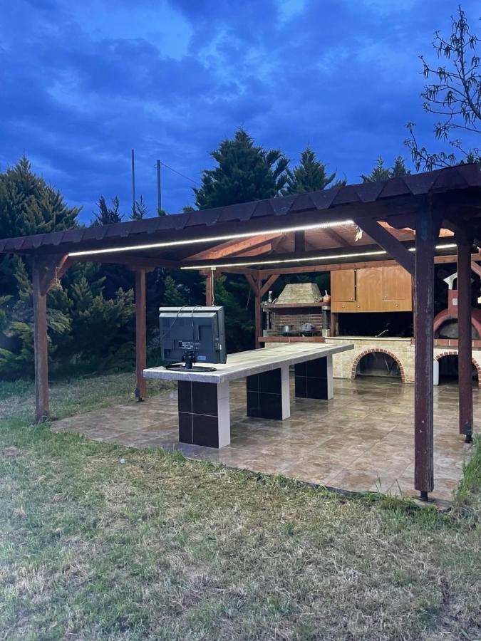 Ευχάριστο Εξοχικό Σπίτι Με Barbeque Apartman Szkála Fúrkasz Kültér fotó