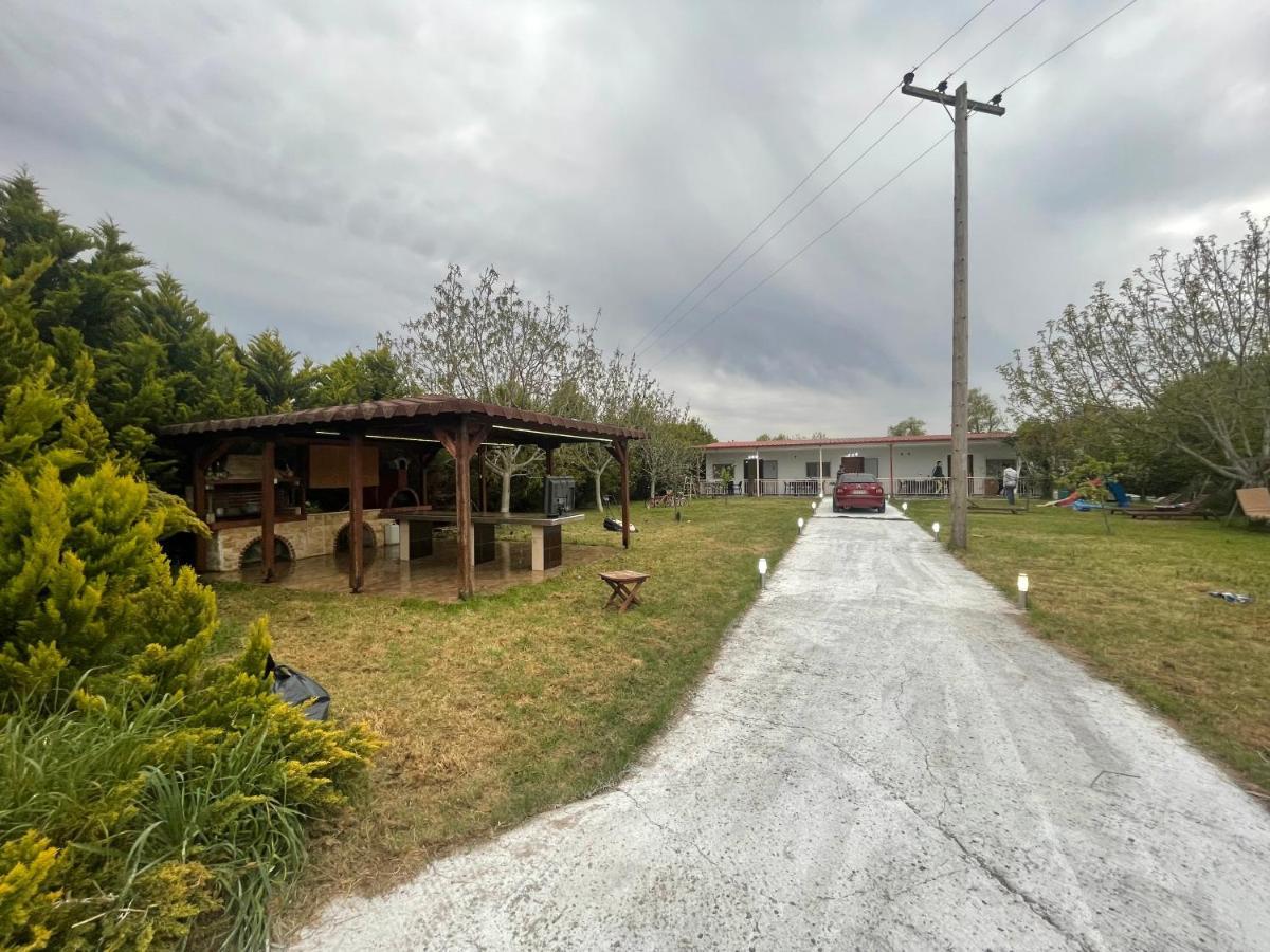 Ευχάριστο Εξοχικό Σπίτι Με Barbeque Apartman Szkála Fúrkasz Kültér fotó