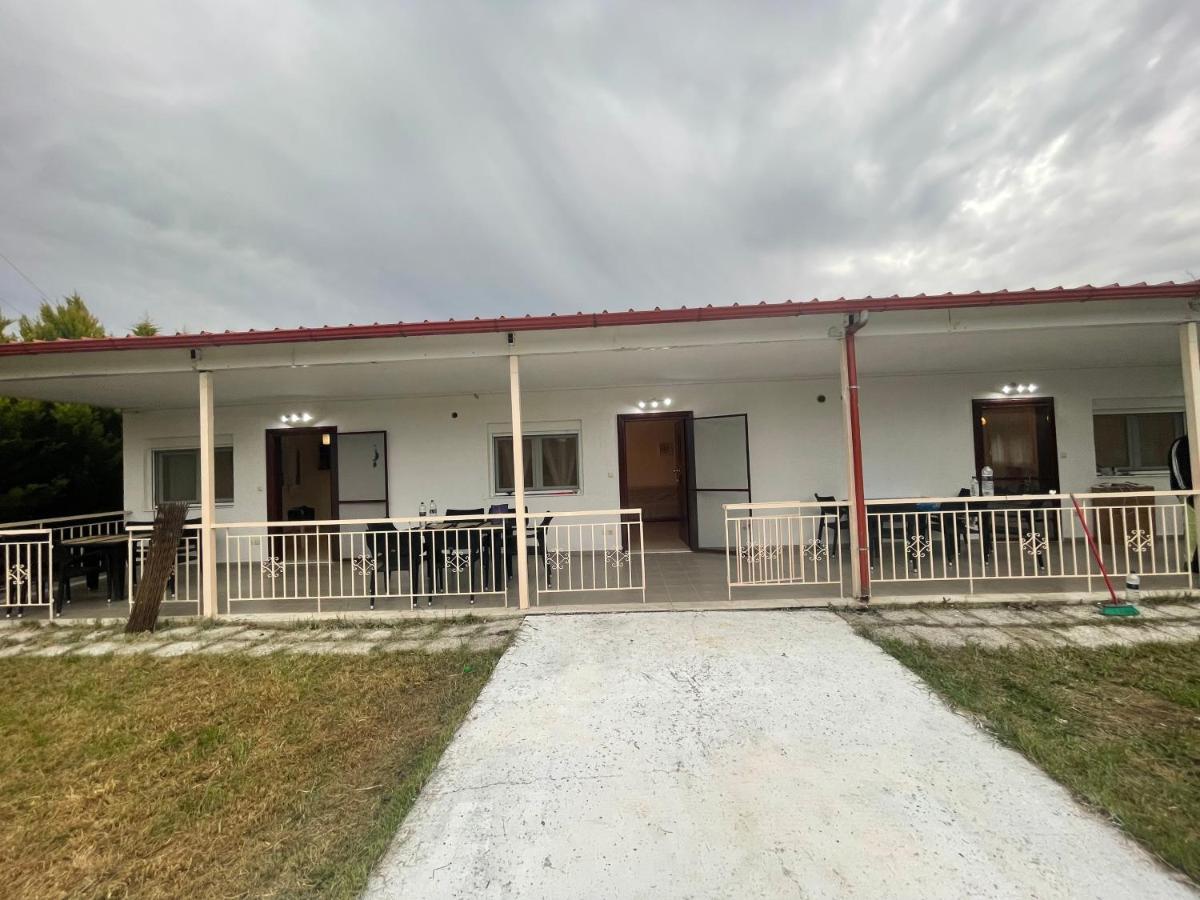 Ευχάριστο Εξοχικό Σπίτι Με Barbeque Apartman Szkála Fúrkasz Kültér fotó